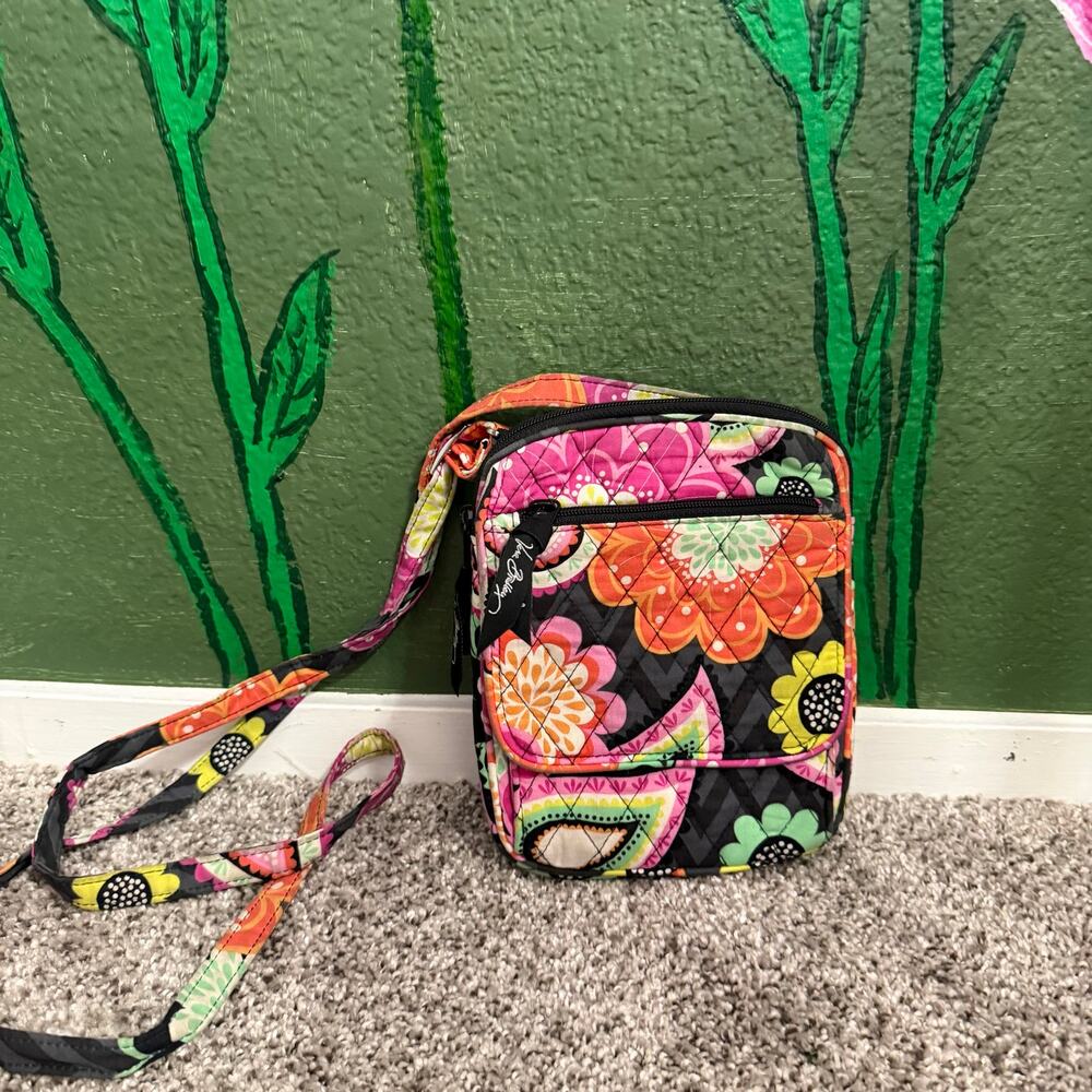 Vera Bradley cross body purse colorful paisley summer bright